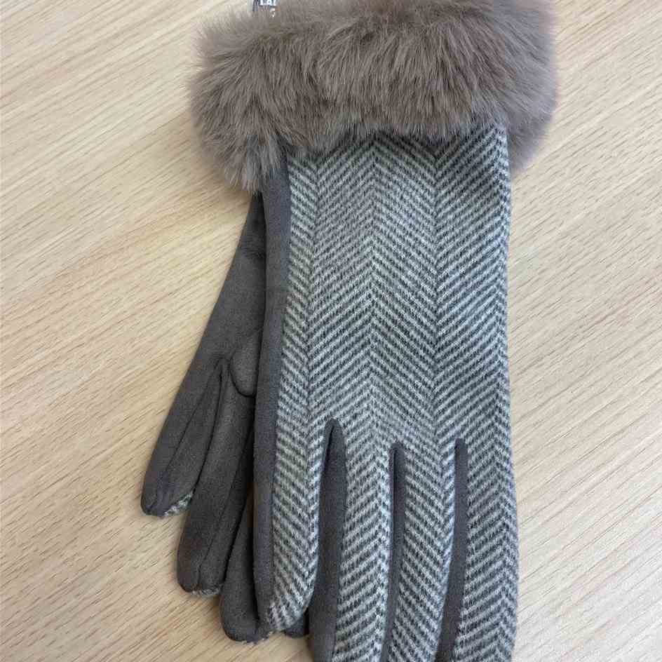 Fawn coloured ladies gloves