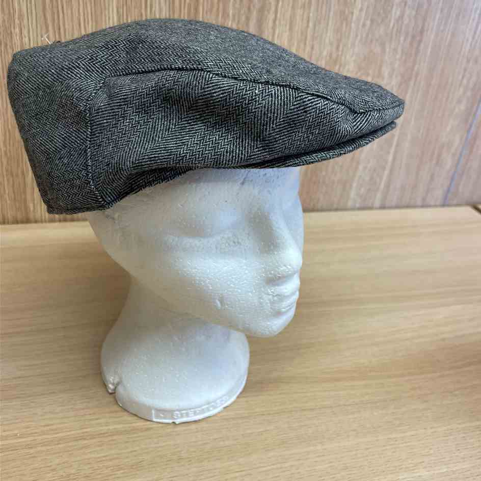 Grey flat cap